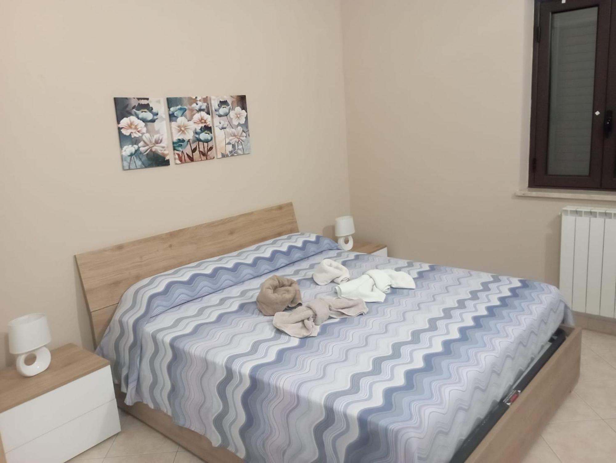 Casa Vacanza Marta Torrenova  Экстерьер фото